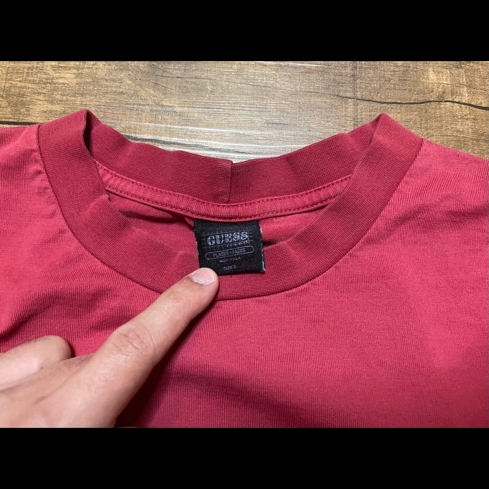 GUEES x places+faces collaboration tee shirt - Picture 3 of 5
